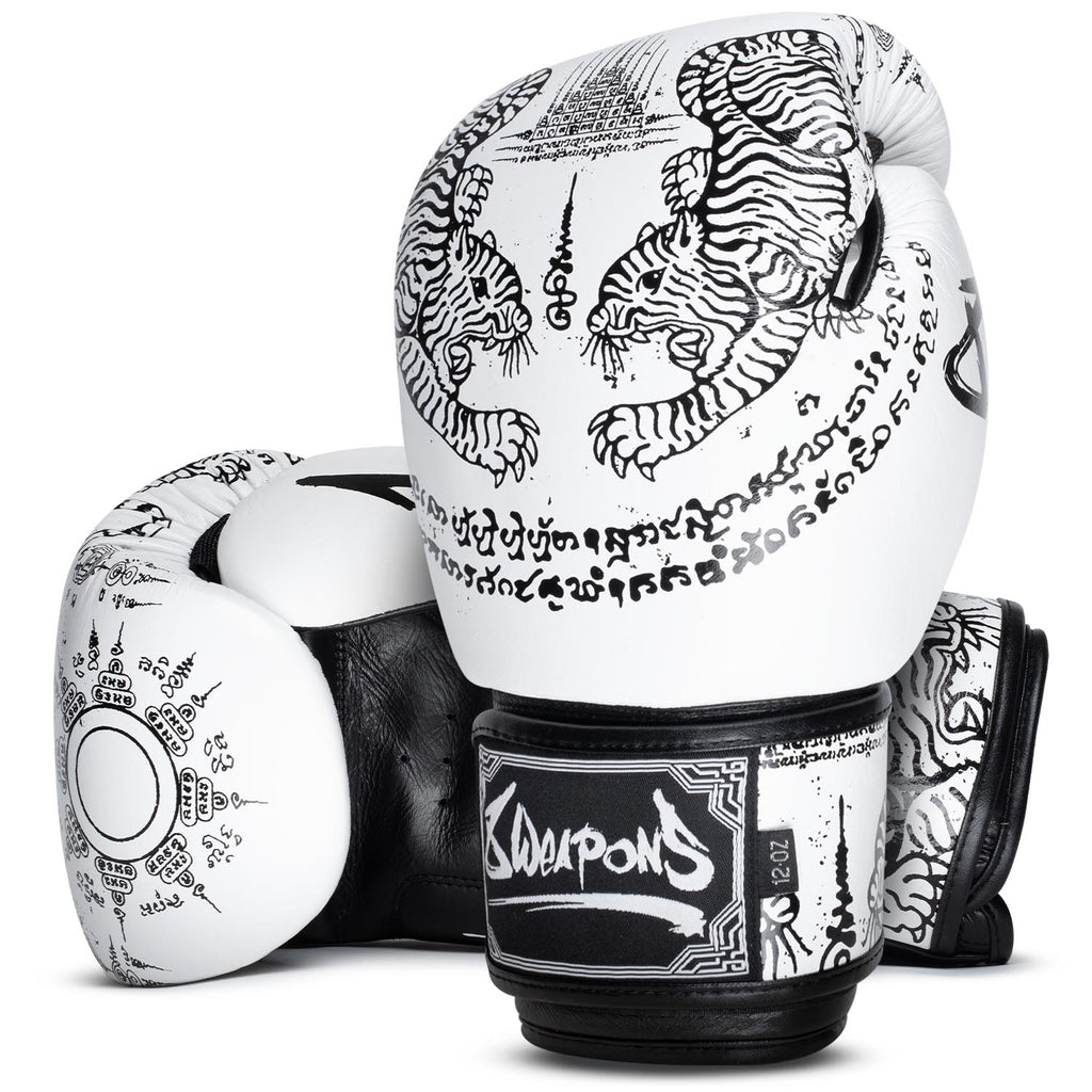 sparring handschuhe unzen 8 WEAPONS Boxhandschuhe, Sak Yant Tiger, weiß-schwarz – 8 WEAPONS Fightgear  Shop