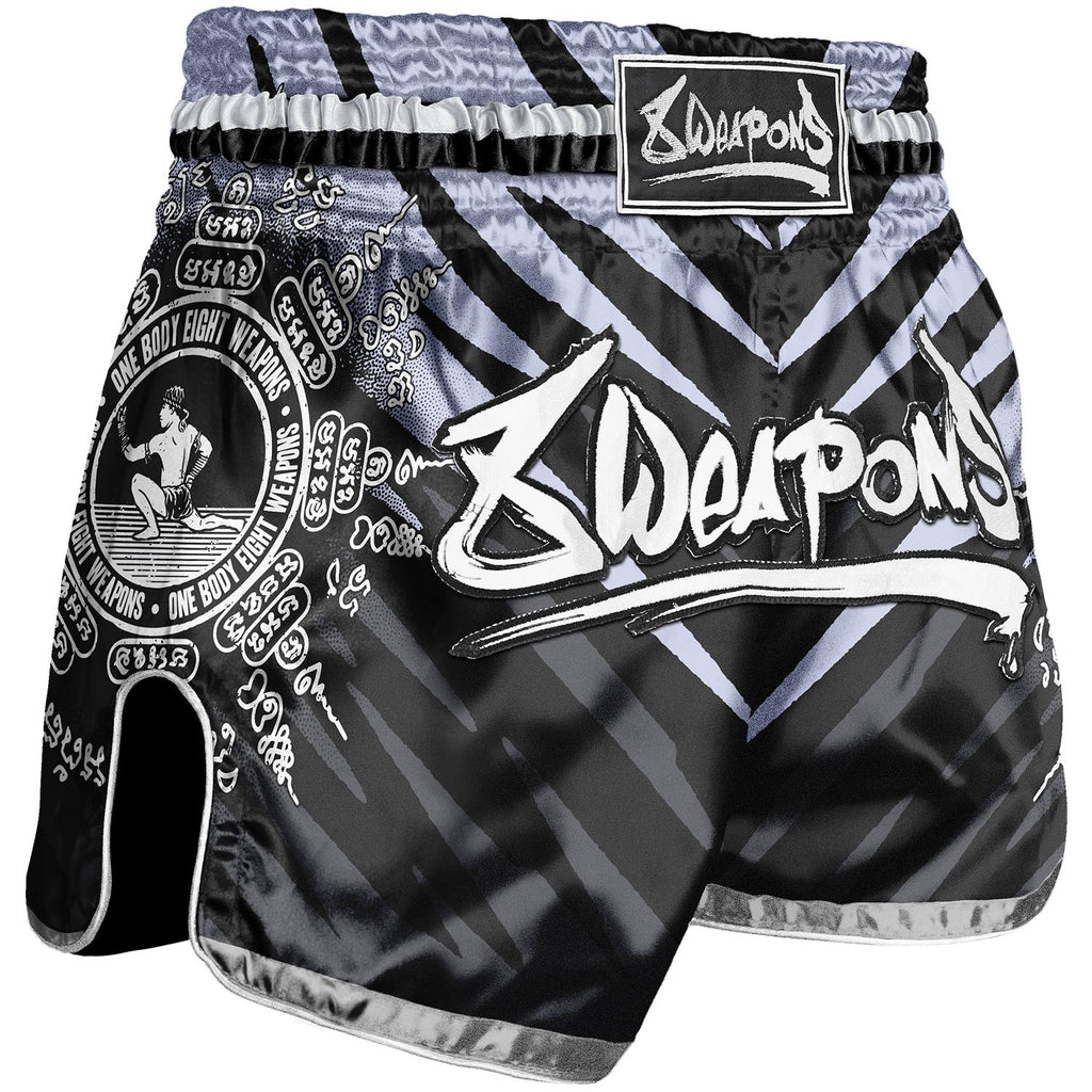 8 WEAPONS Muay Thai Shorts, 8 Ways Yant, schwarz-silber